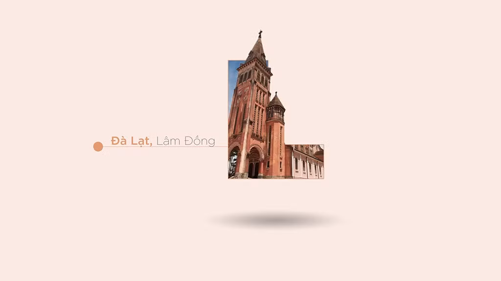 Nhà thờ Con Gà tại Đà Lạt, Lâm Đồng. Đây được xem là nhà thờ cổ nhất, tiêu biểu, gắn liền với sự hình thành và phát triển của thành phố ngàn hoa này.