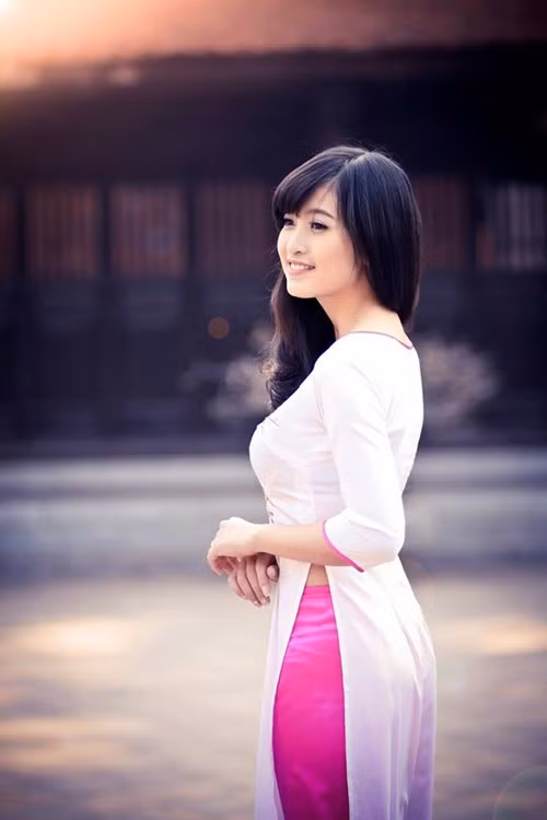 Việc thi đỗ vào Học viện Báo chí và Tuyên truyền là bước ngoặt lớn trong cuộc đời Mai Anh. Được học tập và rèn luyện trong môi trường báo chí năng động, Mai Anh dần thay đổi. Cô hăng hái tham gia các hoạt động, phong trào của trường và để lại ấn tượng tốt với bạn bè nhờ nụ cười rạng rỡ thường trực. Ảnh: FBNV