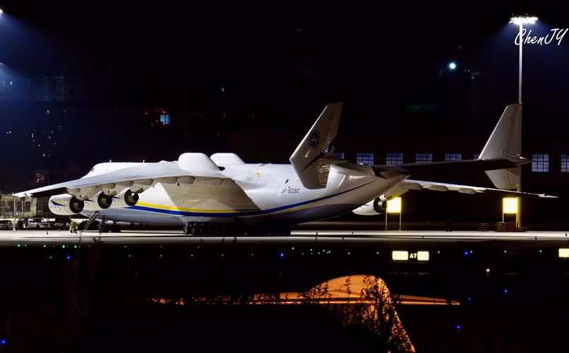 Sở dĩ việc An-225 Mriya hiện diện tại Trung Quốc được rất nhiều người quan tâm bởi trước đó Bắc Kinh đã có nhiều động thái cho thấy họ muốn sở hữu chiếc vận tải cơ siêu lớn này.