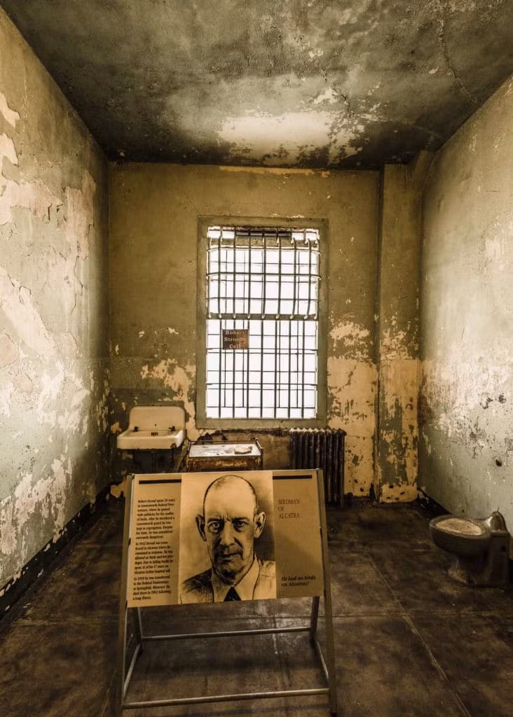Nhà tù Alcatraz chưa ghi nhận một tù nhân nào đào thoát thành công khỏi nơi giam giữ nghiêm ngặt bậc nhất nước Mỹ.