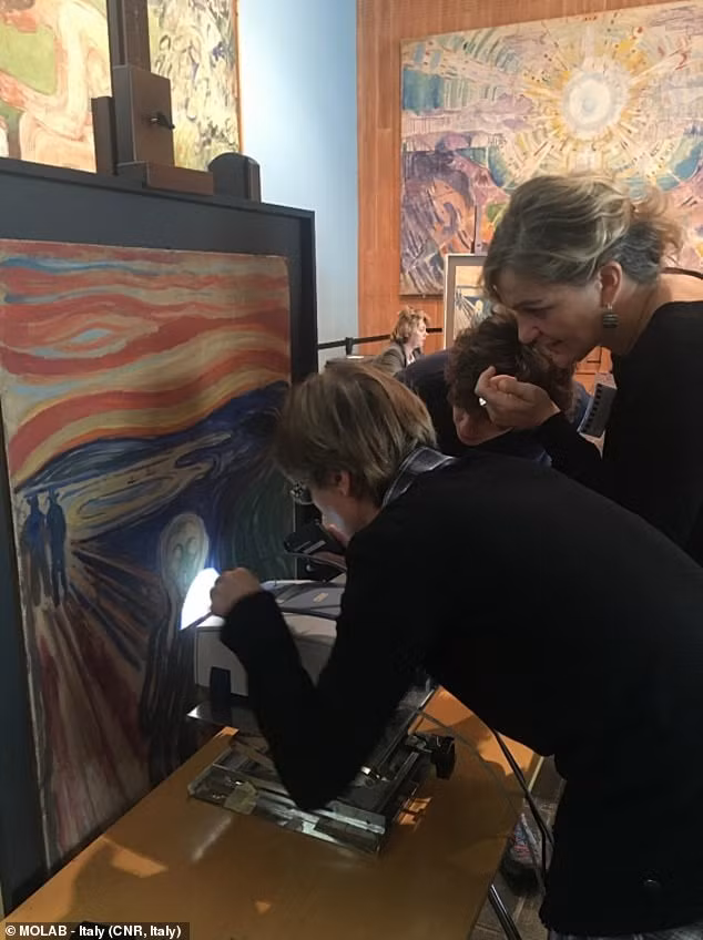 Danh họa Edvard Munch được truyền cảm hứng thực hiện bức tranh trên khi một lần trong người đang không khỏe.