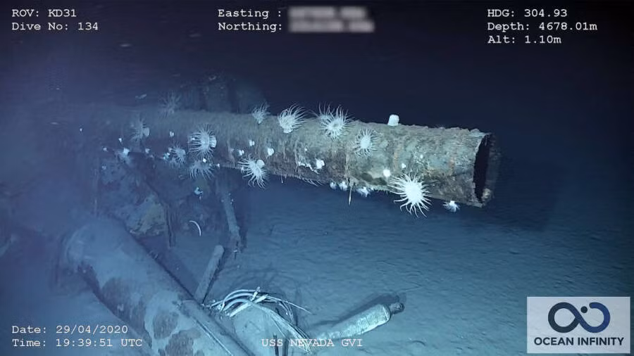 Sau khi bị tác động bởi 2 quả bom nguyên tử được thử nghiệm, USS Nevada có thể nổi nhưng bị hư hại và bị nhiễm phóng xạ nặng.
