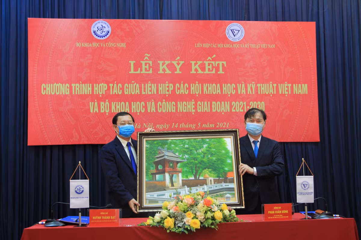 VUSTA ky ket hop tac voi Bo Khoa hoc va Cong nghe-Hinh-4