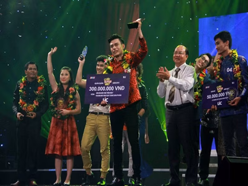 Năm 2015, anh đoạt quán quân Cười xuyên Việt. Ảnh: Người Đưa Tin.