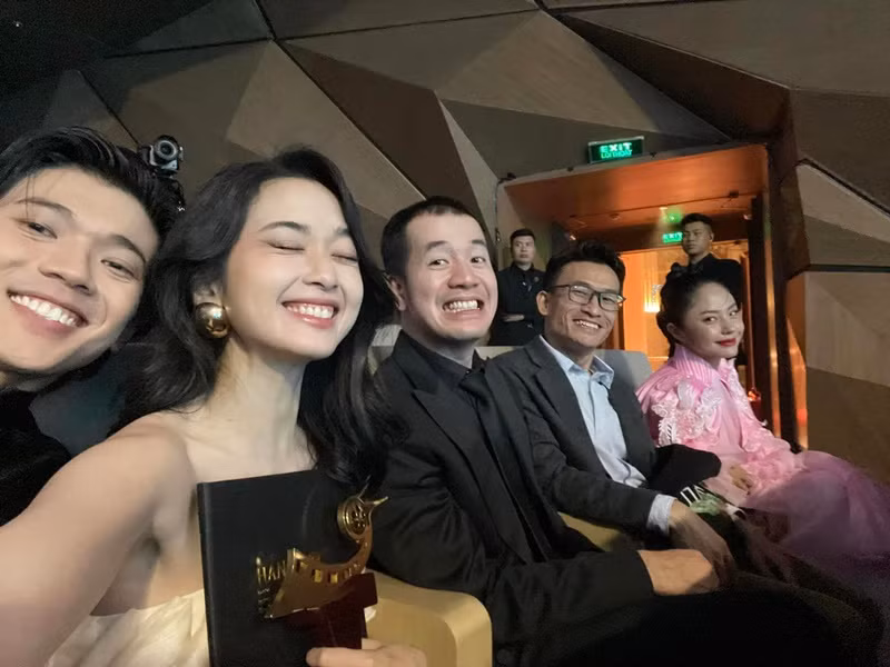 Theo Tiền Phong, Ngọc Xuân là đại diện duy nhất của Việt Nam giành giải tại LHP quốc tế Hà Nội 2024.