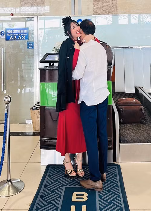 Trong cuộc phỏng vấn với Đời Sống Pháp Luật, Phi Thanh Vân bày tỏ, cô mong muốn chuyện tình cảm với bạn trai hơn 10 tuổi sẽ có kết quả tốt đẹp. Ảnh: FB Phi Thanh Vân.
