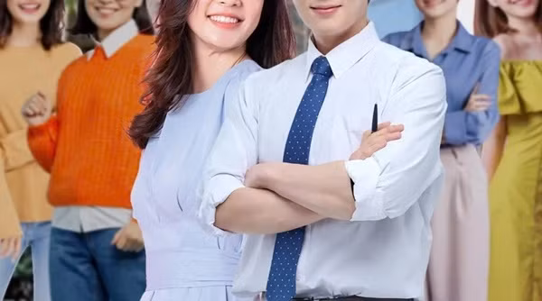 Chong song cung vo va len lut voi 4 nguoi tinh
