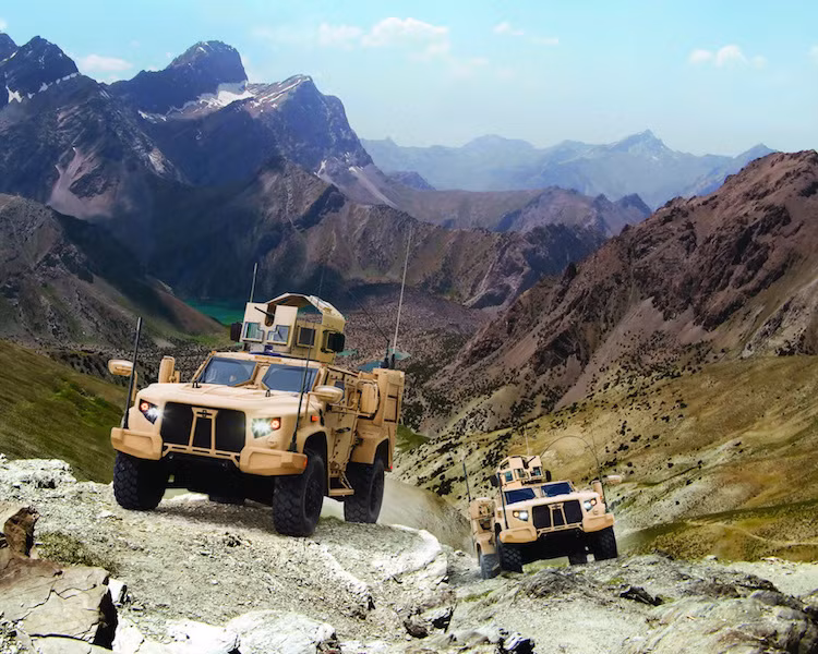 Loạt xe mới của Oshkosh sẽ dần thay thế những chiếc Humvee, vốn đã phục vụ trong quân đội từ năm 1985 và thậm chí trở thành một phần "biểu tượng" của quân đội Mỹ. Trong 30 năm, đã có tới 280.000 chiếc Humvee được GM cung cấp cho quân Mỹ.