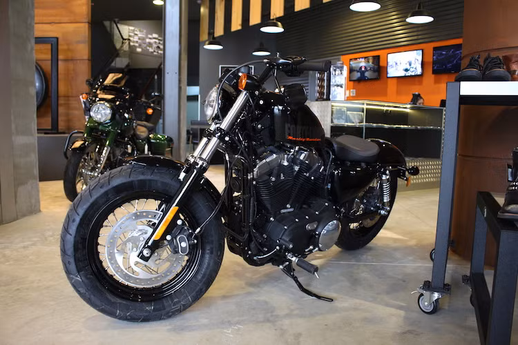 Tại Việt Nam, giá niêm yết của một chiếc Harley-Davidson Forty Eight là 503,9 triệu cho phiên bản màu đen. Tuy nhiên từ ngày 10/09 đến 20/10/2015, giá bán của chiếc xe được giảm xuống chỉ còn 448,448 triệu đồng.
