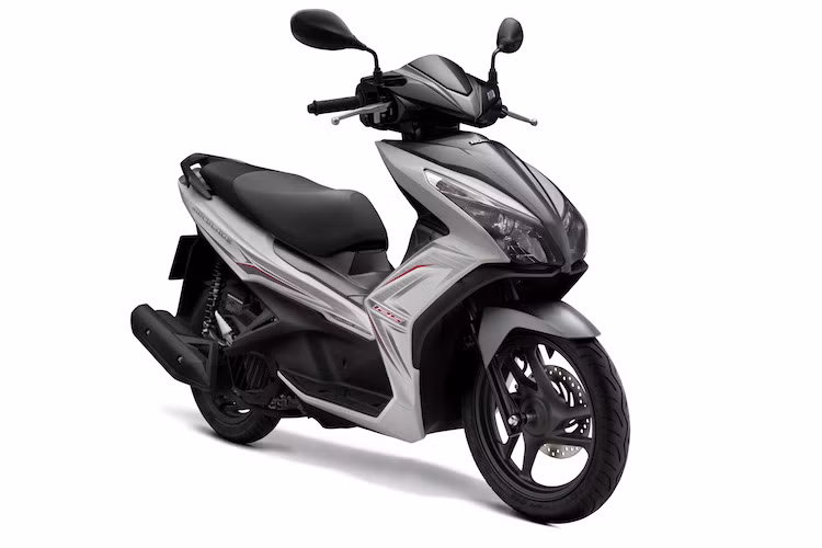 Sau hơn 5 năm có mặt tại Việt Nam với hơn 1,65 triệu xe, vào ngày 22/12/2012 Honda đã tung ra Air Blade thế hệ thứ 3, được thiết kế lại gần như từ đầu với thiết kế hấp dẫn cùng một loạt các tiện ích mới.