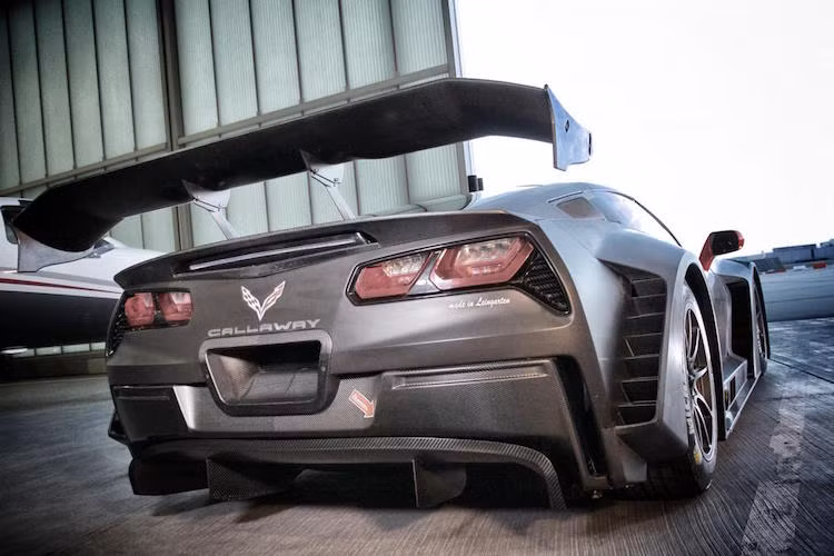 Theo Callaway, chiếc Corvette C7 GT3-R của họ đã "vượt quá cả mức khả năng vận hành đã được dự đoán trước đó". Tuy nhiên phải tới mùa giải FIA GT3 năm sau, lời khẳng định này của họ mới được kiểm chứng khi chiếc xe có dịp "so tài" với các đối thủ trên đường đua.