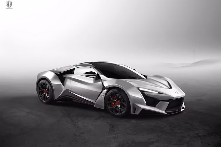 Ngoài những điểm khác biệt đó ra, Fenyr Supersport còn sở hữu thiết kế hoàn toàn mới đầy góc cạnh và dữ dằn.