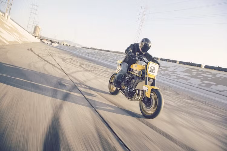 Là một bản độ độc đáo, nhưng vai trò của Faster Wasp với Yamaha còn lớn hơn thế. Theo ông Shun Miyazawa - Quản lý sản phẩm của Yamaha, chiếc xe sẽ là cảm hứng để hãng tạo ra một dòng xe mới trong tương lai gần.