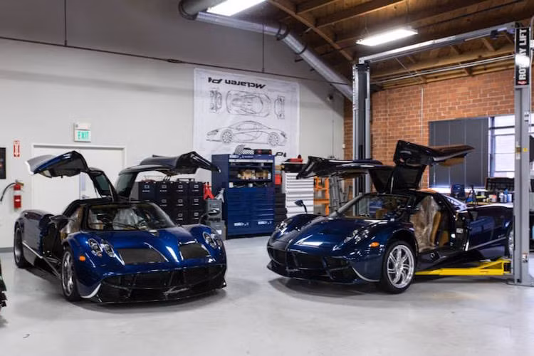 Chiếm số lượng đông đảo nhất tại garage là dòng siêu xe mới nhất của hãng Ý Pagani - Huayra.