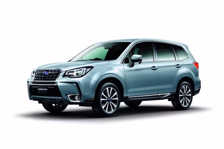 Bên canh những thay đổi trên, hệ động lực của xe không có điểm mới nào khi vẫn sử dụng động cơ Boxer 4 xi-lanh 2.0l nạp khí tự nhiên hoặc tăng áp, kết hợp cùng hệ dẫn động 4 bánh toàn thời gian và hộp số vô cấp CVT. Sau Nhật Bản, Subaru sẽ giới thiệu Forester mới tại thị trường Thế giới vào triển lãm Los Angeles vào tháng sau.