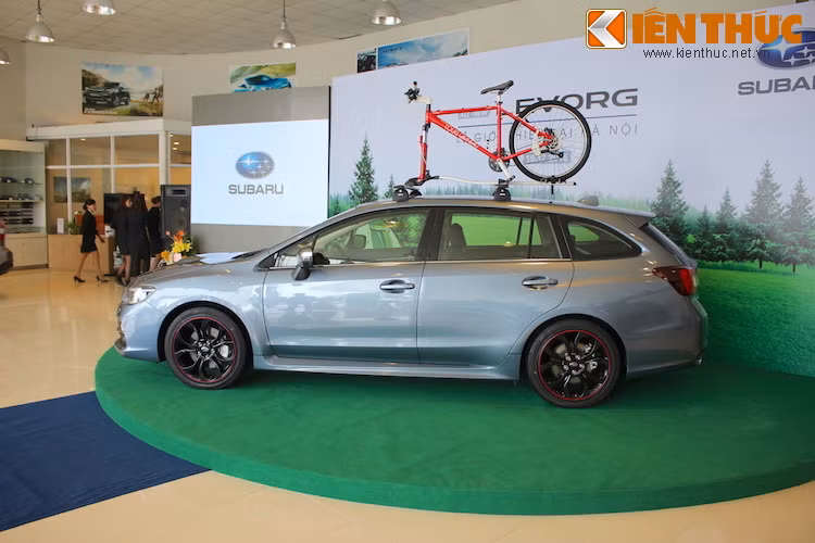 Levorg sở hữu kích thước dài x rộng x cao lần lượt là 4.690 x 1.780 x 1.490 mm.