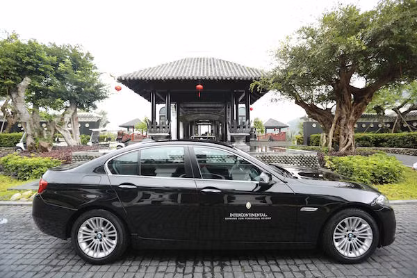 BMW 520i của Intercontinental Sun Peninsula Đà Nẵng