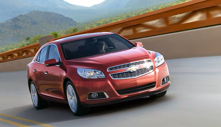 Thế hệ thứ 9 của dòng sedan này được thiết kế mới hoàn toàn và được coi là thế hệ tiết kiệm nhiên liệu nhất với khả năng kết nối và công nghệ vượt trội nhất từ trước đến nay. Ngày 1/9 vừa qua, Chevrolet vừa kỷ niệm chiếc Malibu thứ 10 triệu được đưa tới tay khách hàng.
