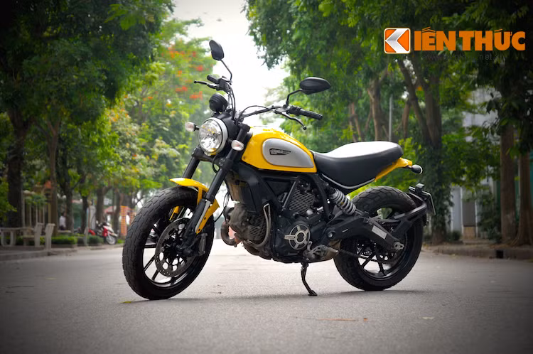 Scrambler mới được coi là "hậu duệ" của dòng Ducati Scrambler, ra đời lần đầu vào năm 1962.