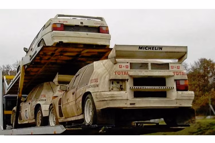 Loạt xe đua Group B của Citroen "phơi mình" ngoài trời. Được coi là "kỷ nguyên vàng" của lịch sử bộ môn đua rally, những chiếc xe tham gia thể thức Group B luôn được người yêu xe khao khát.