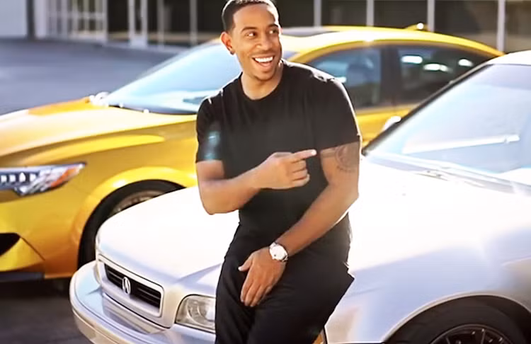 Dù đã từng nổi tiếng dưới vai trò là một rapper trước khi thủ vai Tej trong loạt phim Fast &amp; Furious, nhưng Ludacris vẫn "trung thành" với chiếc xe Acura Legend giản dị, đã được anh mua từ khi mới tinh vào năm 1993.
