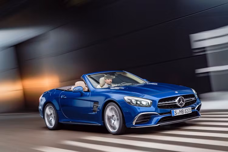 Ngam mui tran hang sang Mercedes SL phien ban 2017