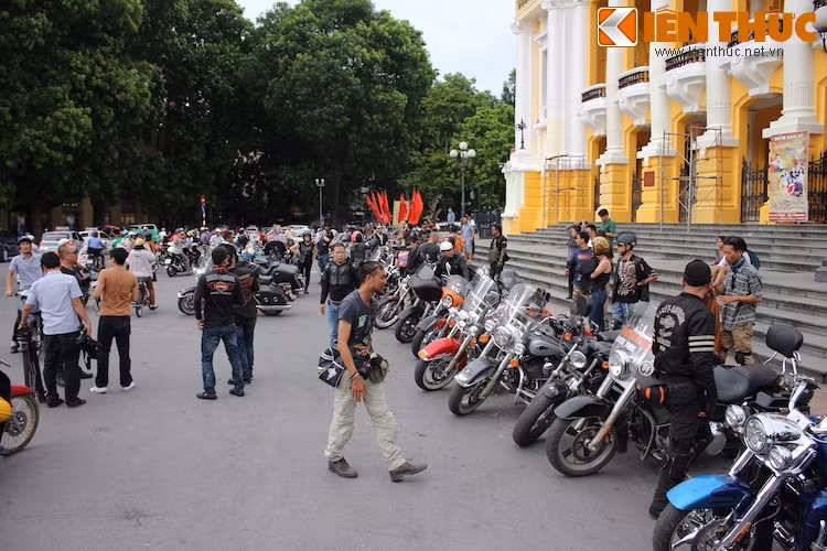 Theo ước tính, chỉ tính riêng H.O.G. Saigon Chapter cũng đã có khoảng 50 xe của các thành viên "hành quân" về Hà Nội.
