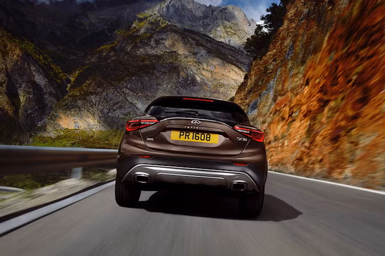 QX30 sẽ được Infiniti sản xuất tại nhà máy của Nissan tại Sunderland, Anh Quốc, Chiếc xe sẽ được bán ở một số thị trường nhất định vào mùa hè năm 2016 tới.