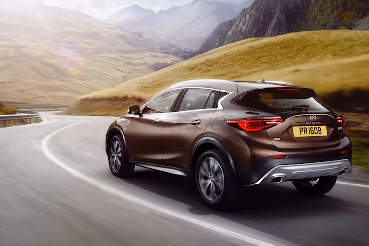 Khách hàng thích máy dầu sẽ có 2 lựa chọn động cơ diesel với dung tích 1.5l (109 mã lực) và 2.2l (170 PS). Tất cả các phiên bản động cơ của xe đều được trang bị hộp số sàn 6 cấp hoặc hộp số tự động ly hợp kép 7 cấp.