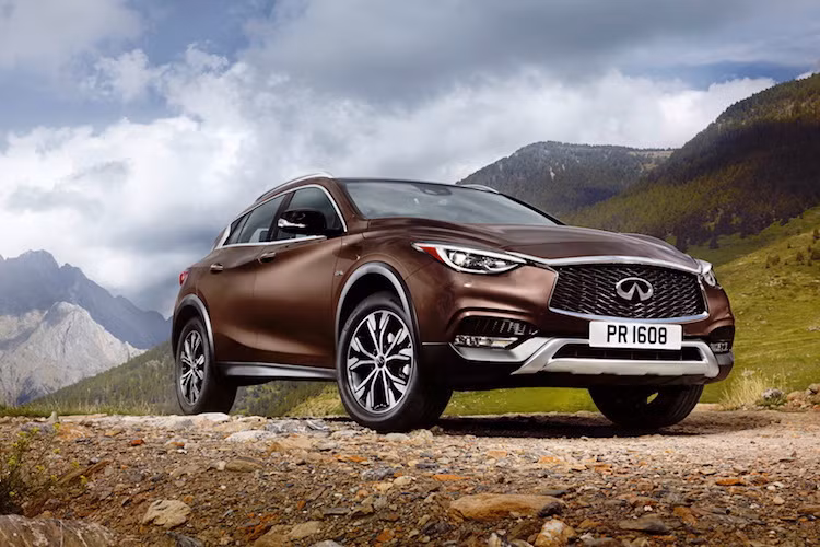 Tuân theo đúng phong cách thiết kế hiện nay, mẫu crossover Infiniti QX30 sở hữu kiểu dáng với những đường nét dập nổi uốn lượn và các chi tiết sắc sảo, hiện đại.