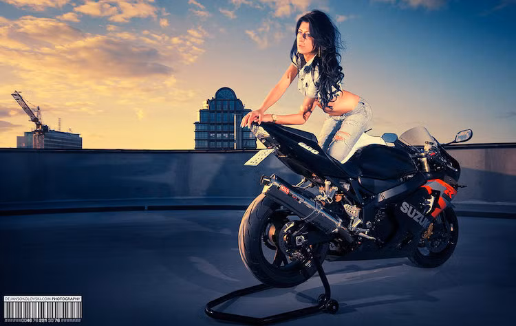 Suzuki GSX-R600 được trang bị động cơ 4 xi-lanh thẳng hàng DOHC, có hệ thống phun xăng điện tử.