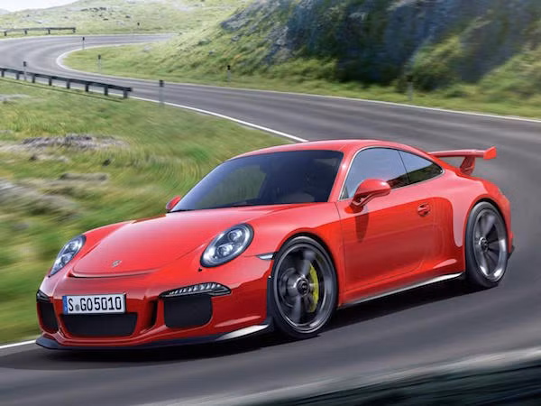 Porsche se dung ngoai 