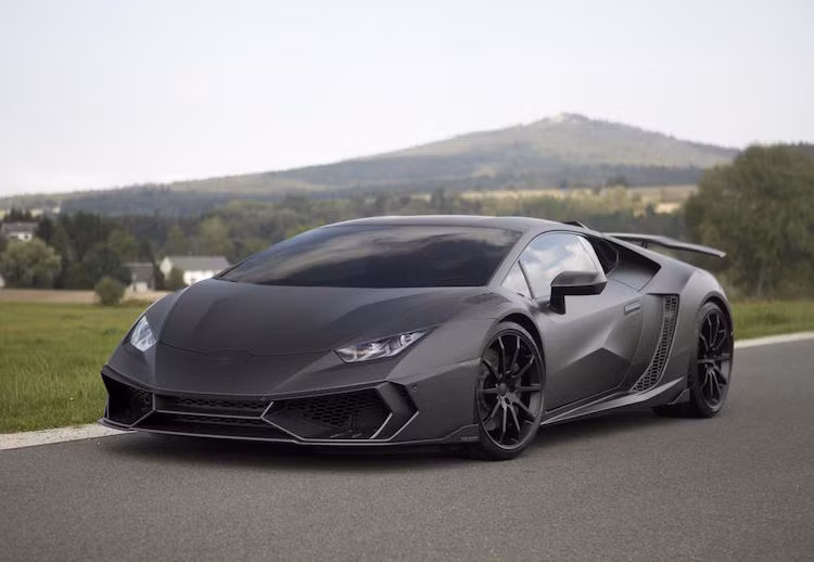 Gói độ mới nhất của hãng Mansory dành cho siêu xe Lamborghini Huracan có tên gọi Torofeo đã nâng hoàn toàn khả năng vận hành của xe lên một tầng cao mới.