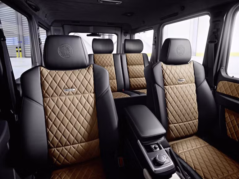 Phiên bản G350d còn có mâm đúc 18 inch mới.