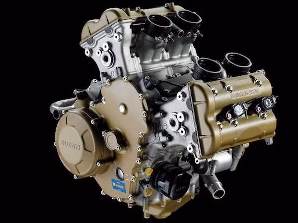 Sieu moto Ducati sap chuyen sang dung dong co V4?