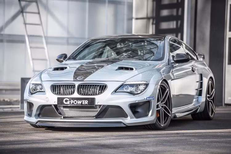 Can canh xe sang BMW M6 manh ngang Bugatti Veyron