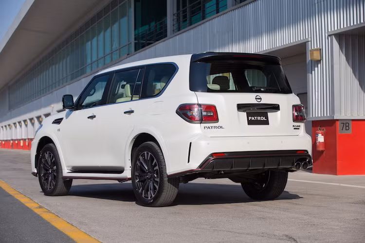 So với các phiên bản Patrol thường, Patrol Nismo mạnh hơn 28 mã lực.