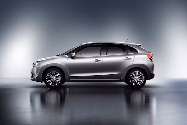 Can canh Suzuki compact Baleno canh tranh Ford Focus-Hinh-2