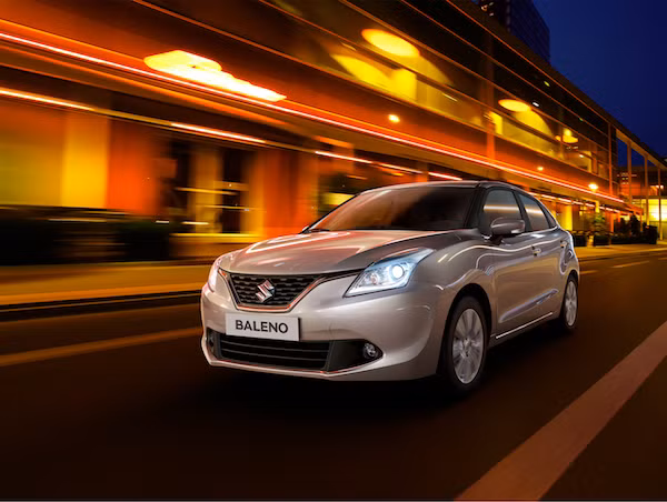 Can canh Suzuki compact Baleno canh tranh Ford Focus