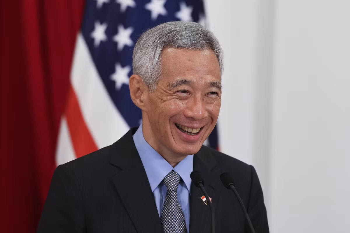 Thủ tướng Singapore Lý Hiển Long là nhà lãnh đạo thế giới được trả lương cao nhất, lên tới 1,6 triệu USD. Thủ tướng làm việc trong văn phòng trên khu đất xa hoa rộng 43 hecta có tên gọi The Istana theo phong cách tân Palladian, được trang bị vô cùng hiện đại. Để so sánh, mức lương 1,6 triệu USD/năm của ông cao gấp 15 lần Tổng thống Nga Vladimir Putin. Nguồn ảnh: AP.