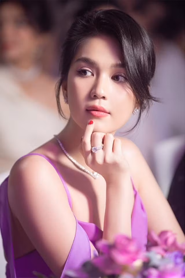 Cơn ác mộng bị quay lén lúc thay đồ của các sao Con ac mong bi quay len luc thay do cua cac sao
