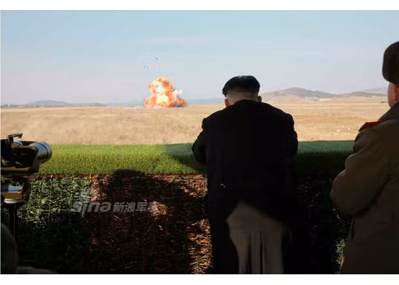 Ông Kim yêu cầu đưa loại vũ khí trên đi vào sản xuất hàng loạt sớm nhất có thể và triển khai nó đến các đơn vị tiền tiêu, phòng thủ bờ biển.