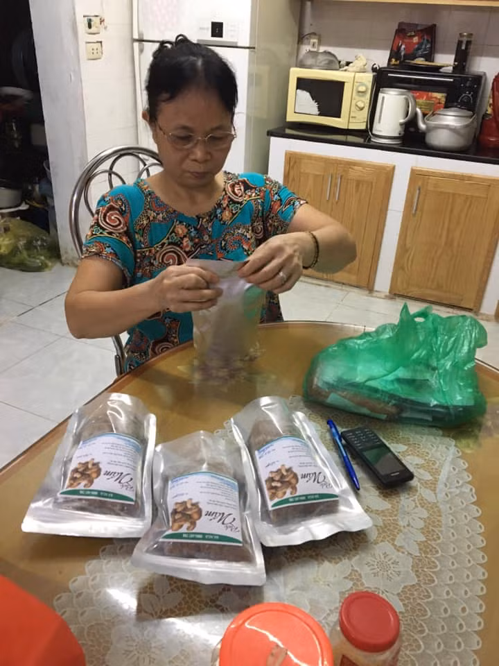 Ba noi tro 62 tuoi thu nhap rung rinh nho lam ruoc nam-Hinh-4