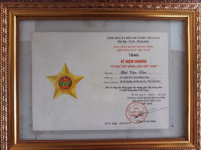 Thanh dai gia cua lang nho trong hang van cay dinh lang-Hinh-5