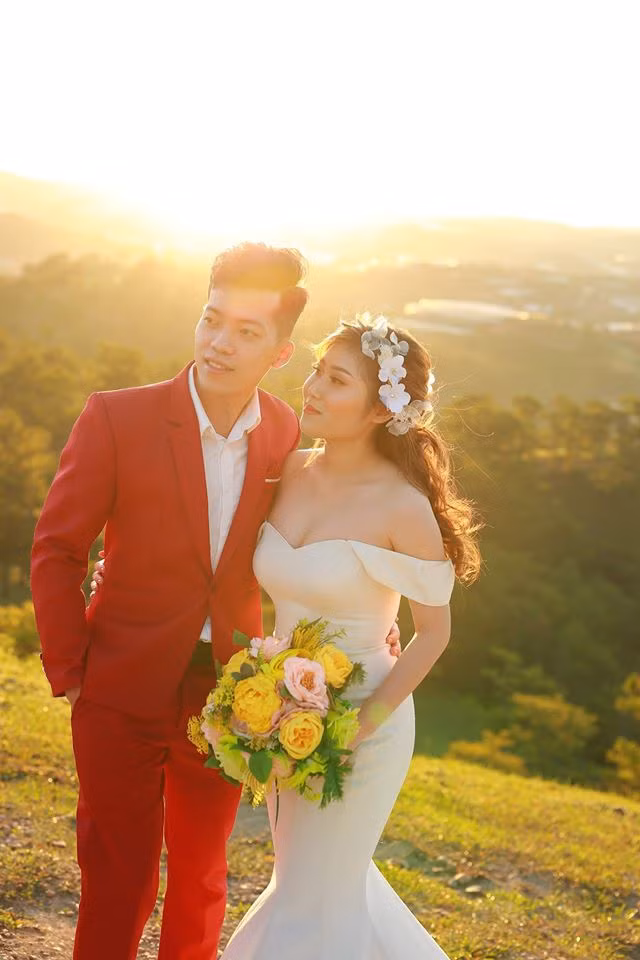 Chuyen tinh thay tro 5 nam yeu bi mat, sap ve chung mot nha-Hinh-2