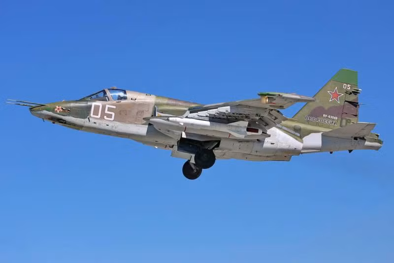 Trong cuộc chiến ở Afghanistan, chiến trường mà Su-25 được sử dụng nhiều nhất, không một chiếc Su-25 nào bị rơi vì nổ bình xăng hay phi công thiệt mạng ở trên không; đây là một kỷ lục mà không có loại máy bay của lực lượng không quân tiêm kích và cường kích nào ở Liên Xô và trên thế giới đạt được những chỉ số này.