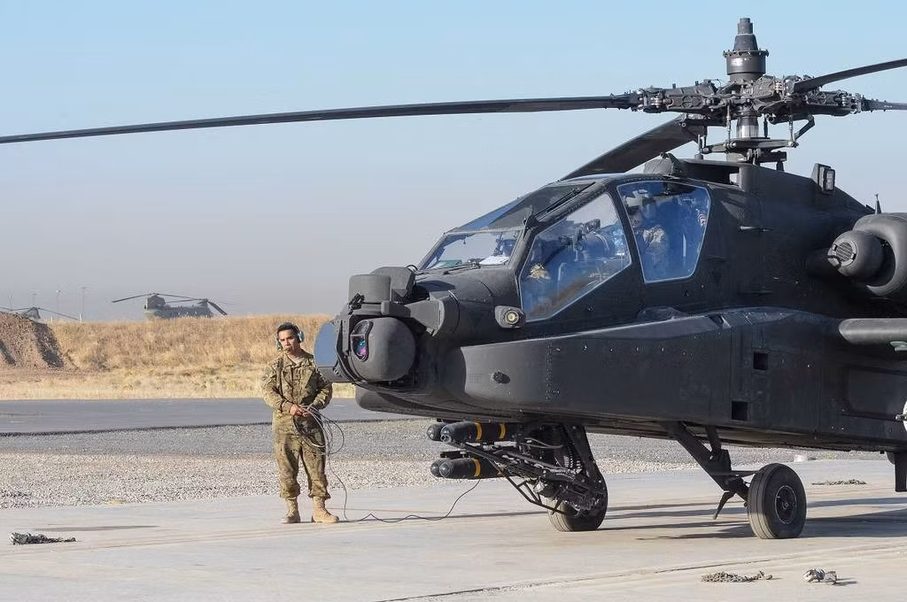 Hệ thống radar M-TADS và FLIR cũng được trang bị cho trực thăng này, giúp Guardian có thể tấn công trong mọi điều kiện thời tiết và thời gian.