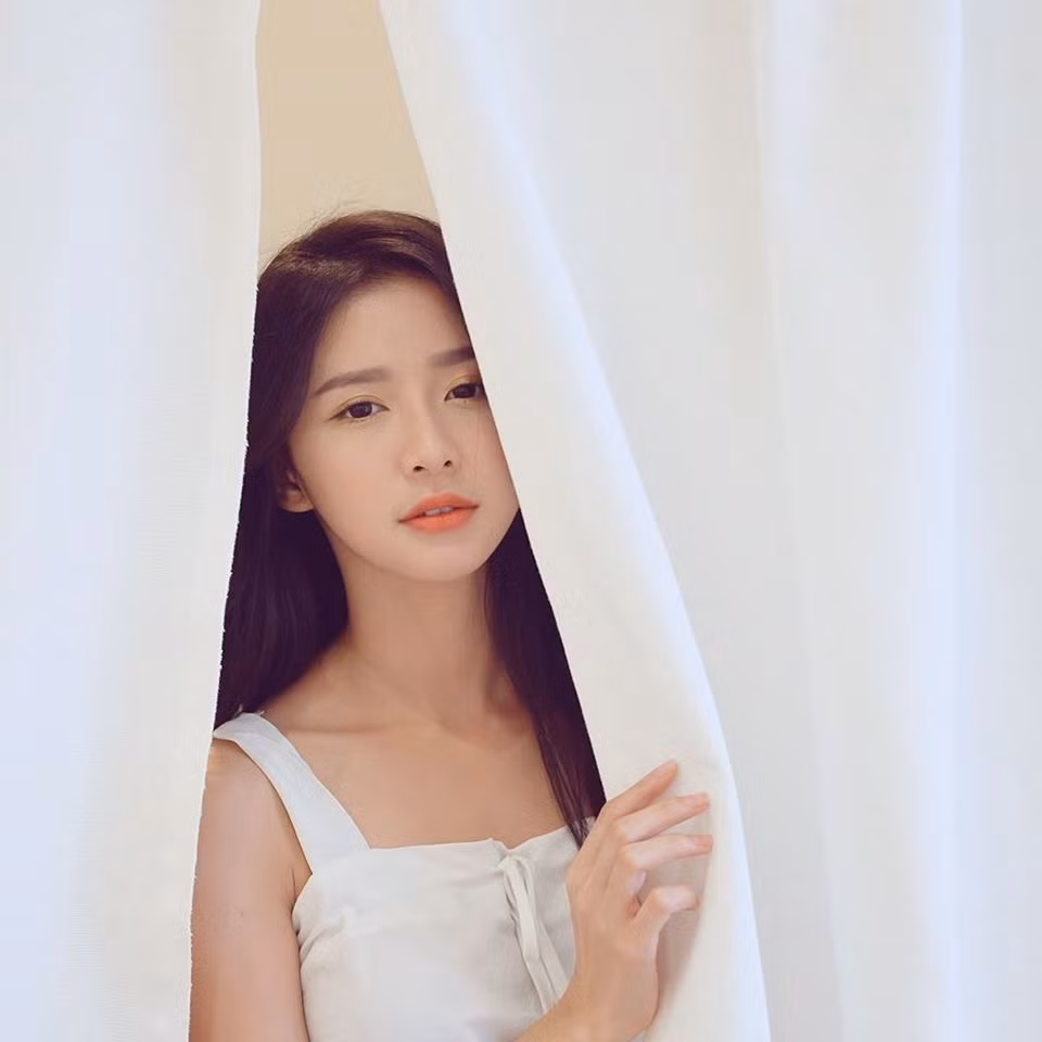 Dù là một gymer chính hiệu nhưng Joey Chua còn có niềm đam mê vô cùng lớn với bộ môn thể thao leo núi và cô bạn xinh đẹp này thường suy dành ít nhất 3 buổi 1 tuần để thỏa mãn sự thích thú với môn thể thao mạo hiểm của mình.