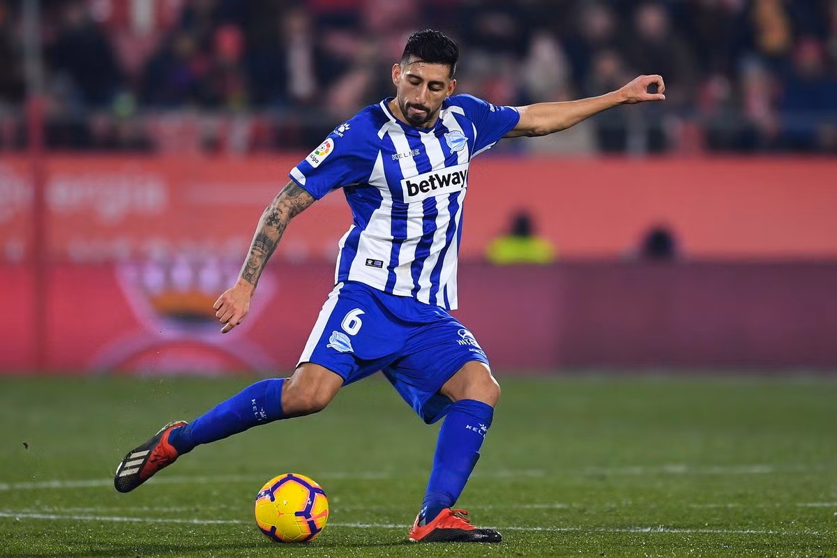 Monaco trả cho Alaves số tiền 18 triệu euro để thuyết phục đội bóng Tây Ban Nha bán Guillermo Maripan.