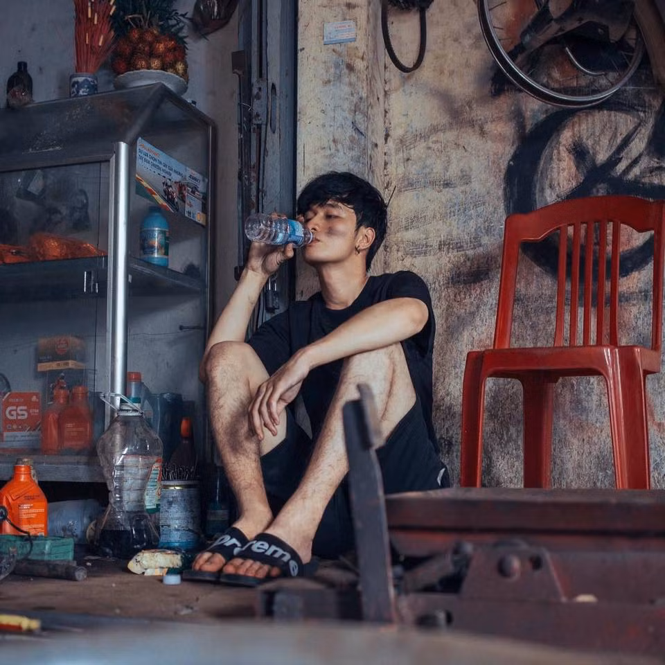 rước đó, Ngọc Anh cũng từng gây bão trong cộng đồng mạng vì bộ ảnh cosplay phong cách Sơn Tùng MTP làm dậy sóng cộng đồng Sky.